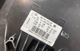 Фары для Volkswagen Passat 2000 года на фотографиях