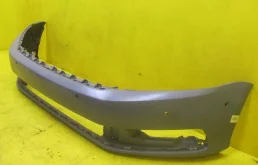 Бампер для Volkswagen Passat 2012 года на фотографиях