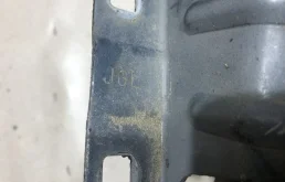 Петля капота правая для Nissan X-Trail на фотографиях