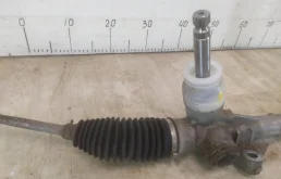 Рулевая рейка для Mitsubishi Outlander 2018 года на фотографиях