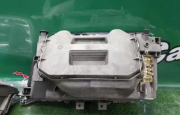 Фара ксенон левая для Mercedes-Benz S class 1996 года на фотографиях