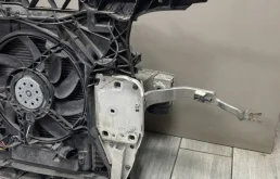 Кассета радиаторов для Audi A6 2014 года на фотографиях