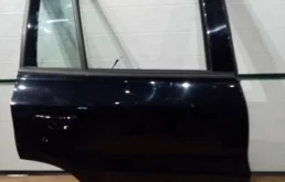 Двери для Volkswagen Tiguan 2010 года на фотографиях