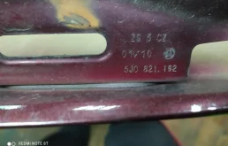 Крыло правое для Skoda Fabia 2011 года на фотографиях