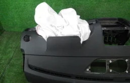 Торпедо (в сборе) для Volkswagen Touareg 2018 года на фотографиях