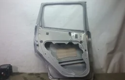 Дверь задняя левая для Ford Kuga 2008 года на фотографиях