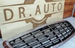 Решетка переднего бампера для Mercedes-Benz S class 2014 года на фотографиях