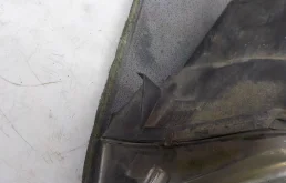 Фары для Volkswagen Passat 2005 года на фотографиях