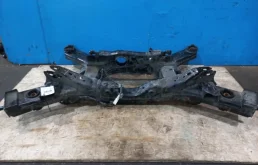 Задняя балка для Nissan Teana 2011 года на фотографиях