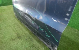 Дверь багажника для Audi Q3 на фотографиях