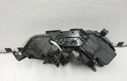 Фара ксенон левая для Nissan X-Trail 2017 года на фотографиях