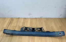 Усилитель бампера передний верхний для Opel Astra 2005 года на фотографиях