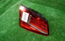 Фонарь левый для Volkswagen Passat 2017 года на фотографиях