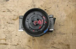 Компрессор кондиционера для BMW 3er 2006 года на фотографиях