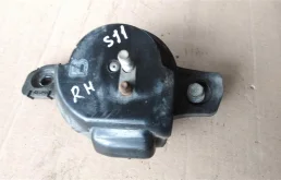 Опора двигателя задняя правая нижняя для Subaru Forester 2013 года на фотографиях