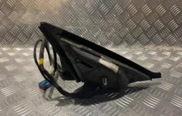 Стекла и зеркала для Volvo S40 2002 года на фотографиях