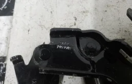 Петля капота левая для BMW 3er 2020 года на фотографиях