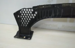 Усилитель бампера задний нижний для Hyundai ix35 на фотографиях