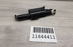 Форсунка фароомывателя левая для Nissan Qashqai 2019 года на фотографиях