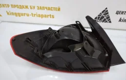 Фонарь внешний правый для Volkswagen Polo 2017 года на фотографиях