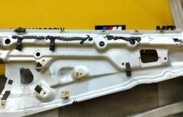 Двери для BMW 5er 1997 года на фотографиях