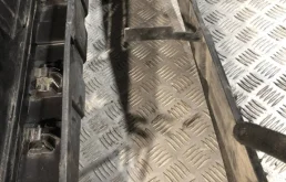 Воздухозаборник для BMW X3 2010 года на фотографиях