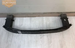 Усилитель переднего бампера для Opel Astra 2015 года на фотографиях