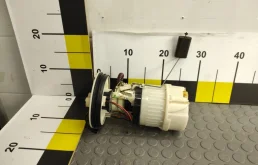 Топливный насос для Ford Focus 2010 года на фотографиях