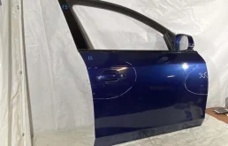 Дверь передняя левая для Audi A4 2011 года на фотографиях
