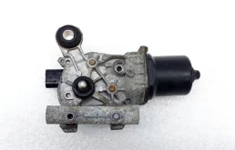 Мотор стеклоочистителя для Nissan Qashqai 2018 года на фотографиях