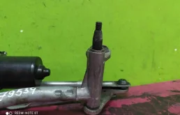 Мотор стеклоочистителя для Volkswagen Tiguan 2016 года на фотографиях