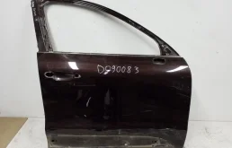 Двери для Porsche Macan 2023 года на фотографиях