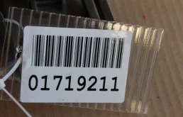 Крышка форсунки фароомывателя правая для Mercedes-Benz S class 2008 года на фотографиях