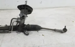 Рулевая рейка для Ford Focus 2009 года на фотографиях