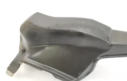 Молдинг крыла задний правый для Toyota RAV4 2018 года на фотографиях