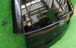 Крышка багажника для Subaru Forester 2011 года на фотографиях