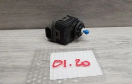 Моторчик корректора фары для Nissan Almera на фотографиях