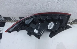 Фонарь внешний левый для Volkswagen Passat 2015 года на фотографиях