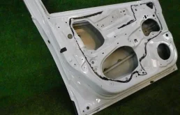 Двери для Suzuki SX4 2015 года на фотографиях