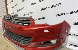 Бампер передний для Citroen C4 2018 года на фотографиях