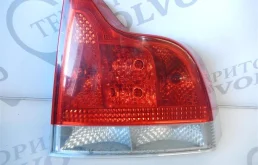Фонарь правый для Volvo S60 2004 года на фотографиях