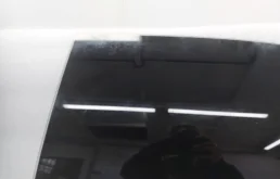 Стекло двери заднее левое для Volkswagen Polo 2020 года на фотографиях