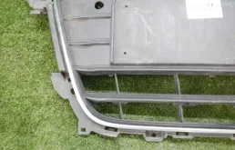 Решетка радиатора для Audi A4 2010 года на фотографиях