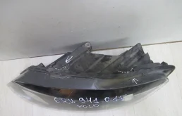 Фара ксенон левая для Volkswagen Polo 2013 года на фотографиях