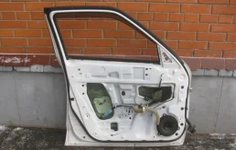 Дверь багажника для Nissan Juke 2020 года на фотографиях