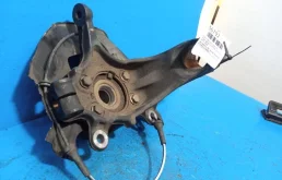 Кулак поворотный левый для Nissan Qashqai 2017 года на фотографиях