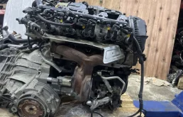 Двигатель для Audi A4 2013 года на фотографиях