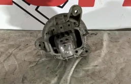 Опора двигателя передняя левая верхняя для BMW 5er на фотографиях