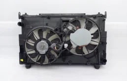 Кассета радиаторов для Toyota RAV4 2018 года на фотографиях