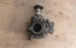 Редуктор переднего моста для Nissan Murano 2004 года на фотографиях